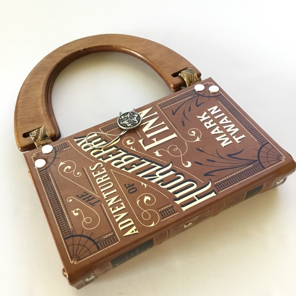 SALE 🥂Mark Twain Book Purse Adventures Huckleberry Finn